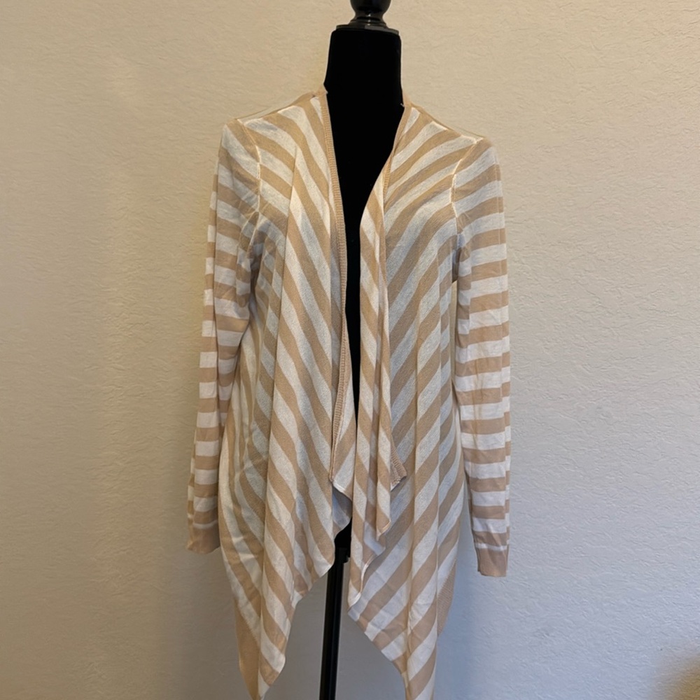 LAST CHANCE Torrid striped cardigan